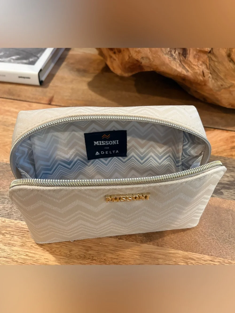 Missoni Delta One amenity kit featuring the signature chevron texture (Set of 3)